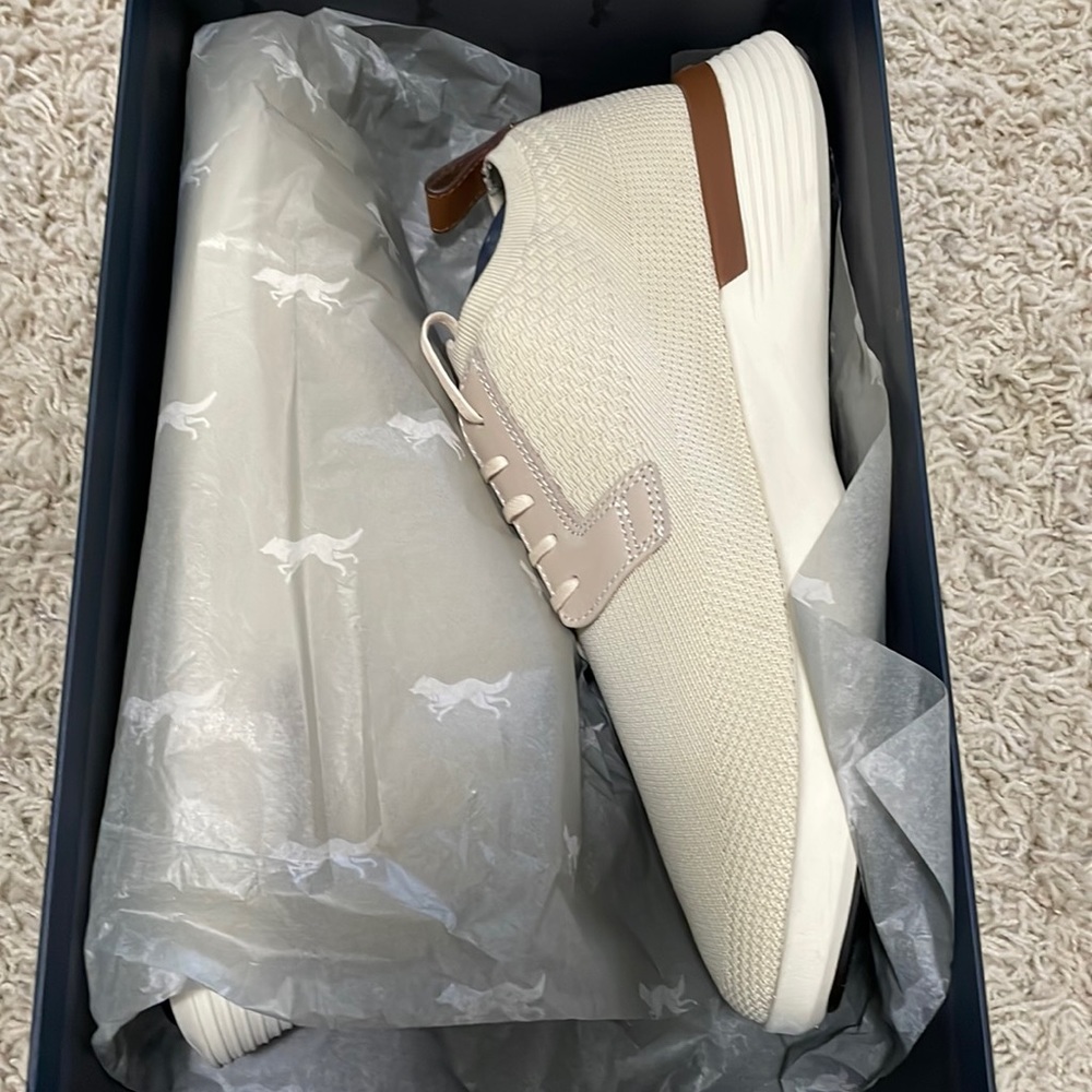 NIB Wolf & Shepherd Swiftknit Derby Shoes